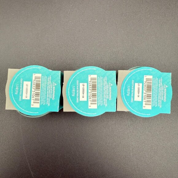 Yankee Candle By The Pool 3-Pack Mini Candles Amber & Coconut Scented - Picture 3 of 3